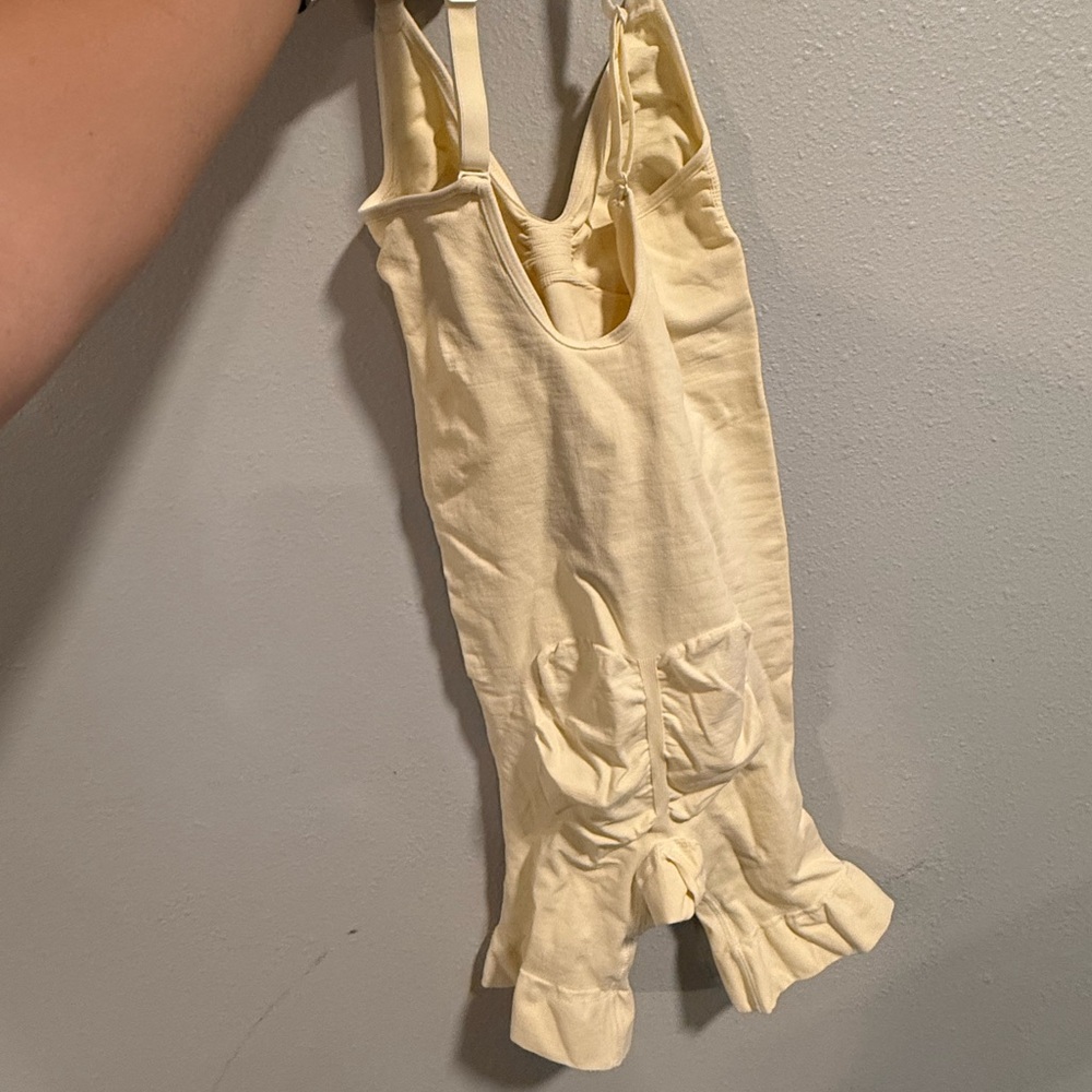 HALARA Cream Shapewear